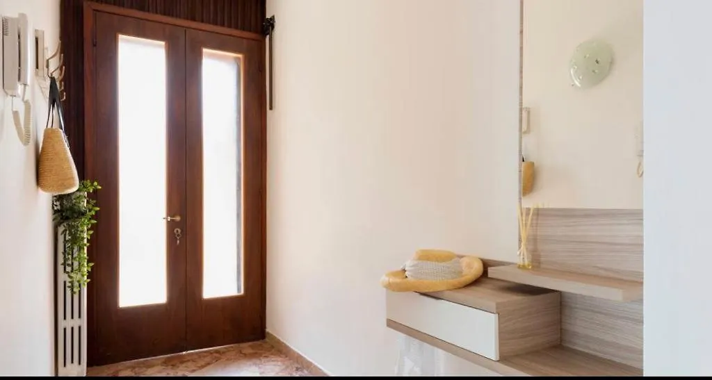 Como Diamond Apartment Lipomo 0*,