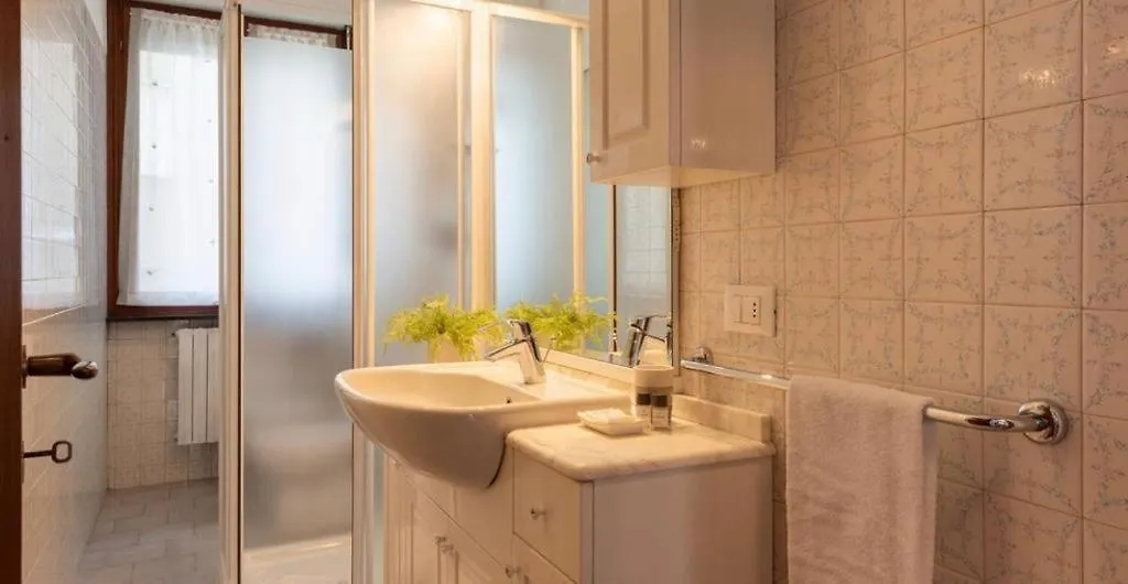 Como Diamond Apartment Lipomo