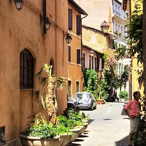 https://rione-vi-loft.it-romehotels.com
