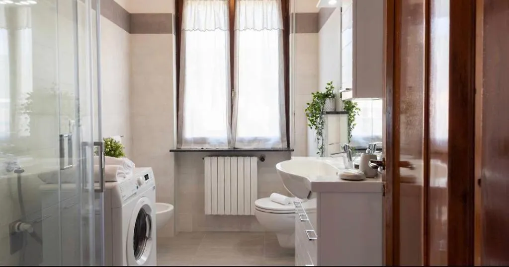 Como Diamond Apartment Lipomo
