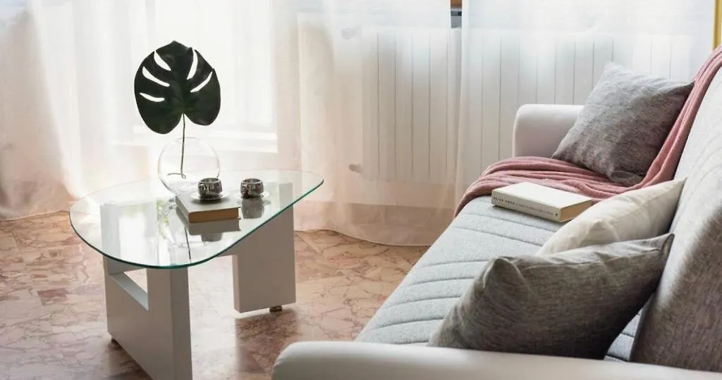Como Diamond Apartment Lipomo